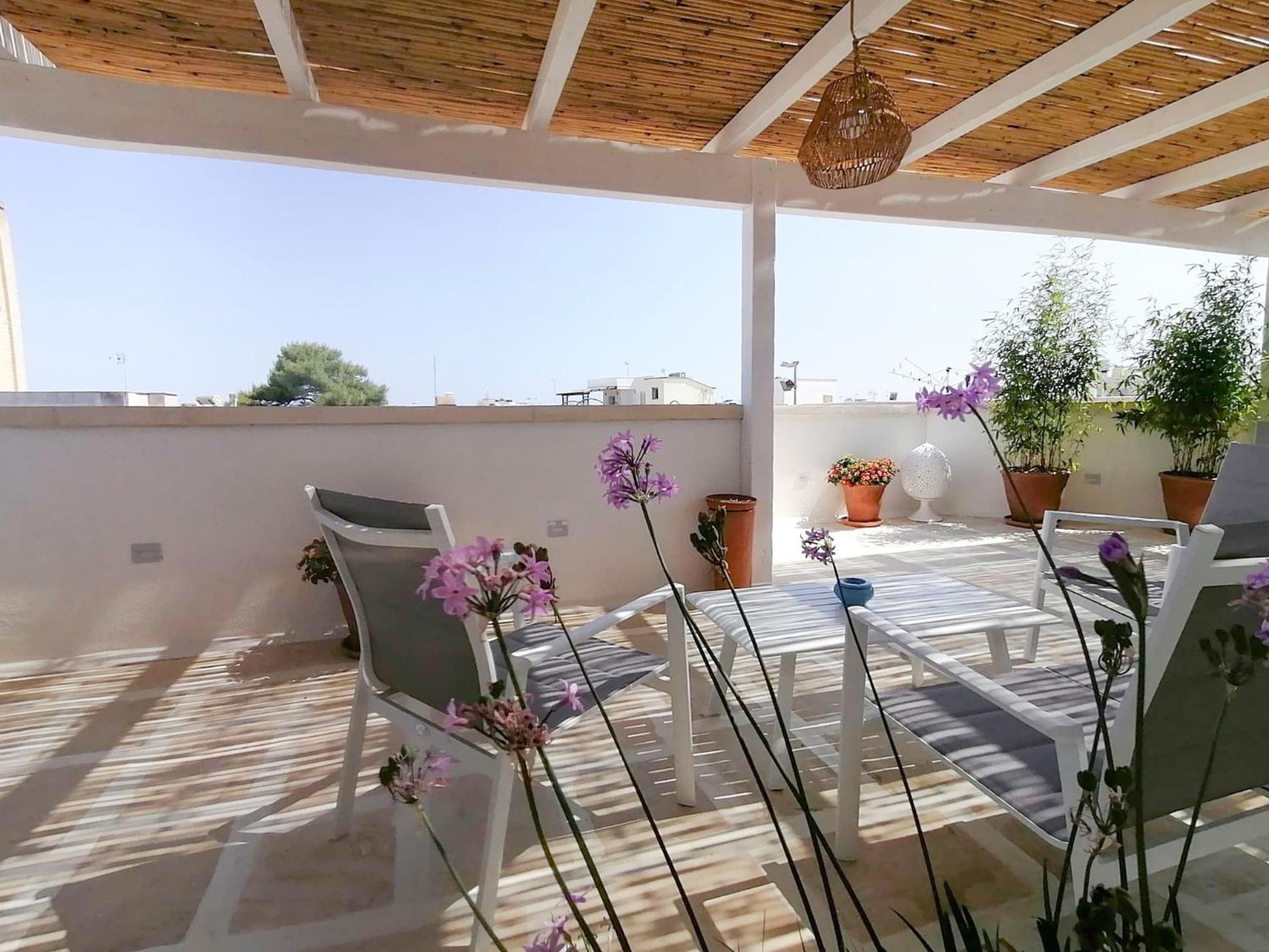 Casa Flora - Bed And Breakfast Торре-Сан-Джованни-Удженто Экстерьер фото